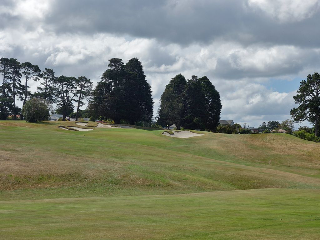 6th Hole at Titirangi Golf Club (423 Yard Par 4)